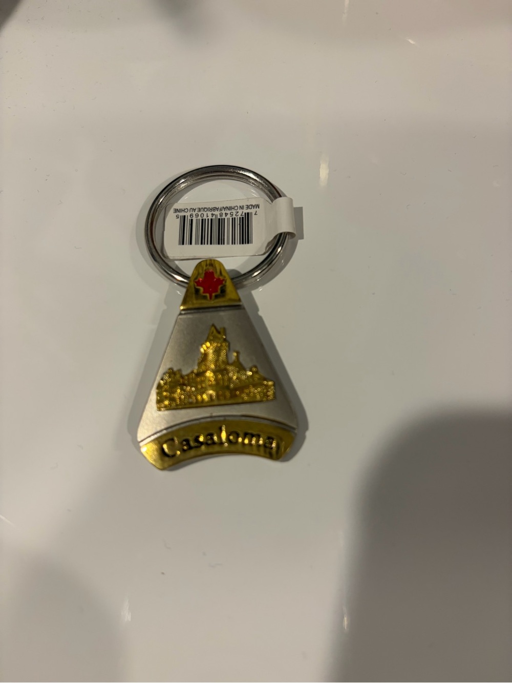Canada Souvenir Keychain with Gold and Silver Finish
